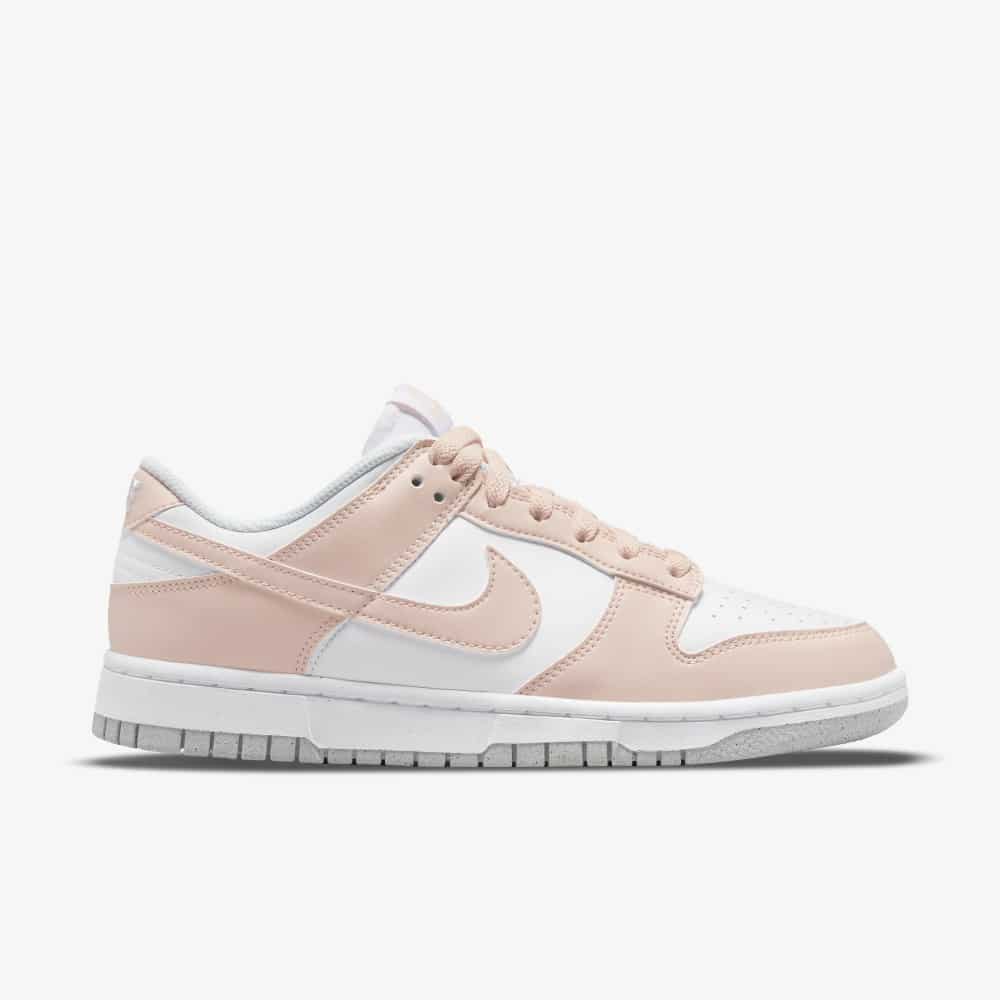 pink white nike dunks